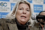 Carrió sobre el gobierno de Milei: “Puede ser un pymecidio”