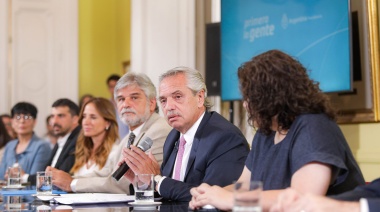 Alberto fustigó a Macri: “Cuando todos planteaban el apocalipsis, la economía crece”