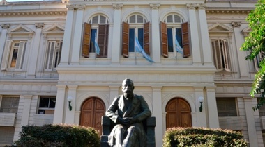 La UNLP pone como requisito la vacunación para volver a la presencialidad