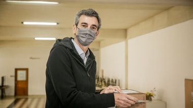 Randazzo ironizó sobre su madre: "Es media peligrosa"