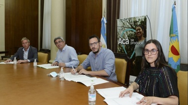 Desarrollo Agrario y Banco Provincia firman nuevos convenios