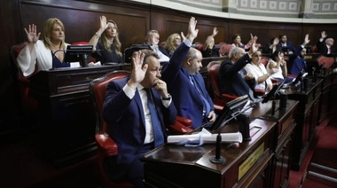 Juntos quiere saber el aumento real de cargos políticos en la Provincia
