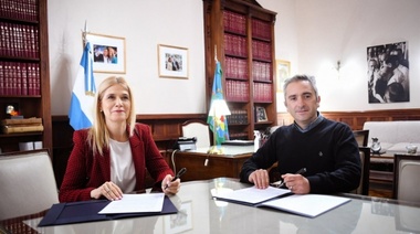Magario firmó convenios de colaboración con tres Ministerios