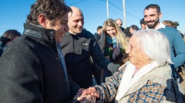 Kicillof presentó su programa de créditos de refacción a los intendentes