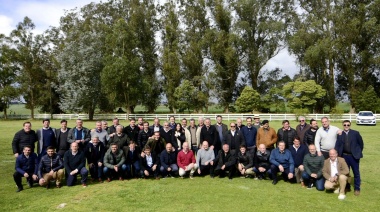 Los intendentes de Juntos presionan a Kicillof con el Presupuesto 2023