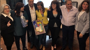 Scioli ya hace campaña a lo largo del país