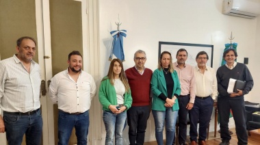 ¿Para qué se reunió Udocba con el ministro Sileoni?