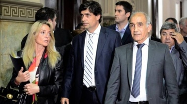 Para calmar los reclamos, Lacunza recibirá a los intendentes radicales