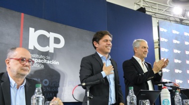 Kicillof visitó la UNLP y pidió por “Cristina Presidenta”