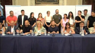 Legisladores bonaerenses del FdT se plantan y muestran su apoyo a CFK