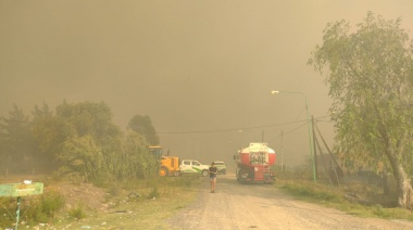 Fuerte incendio ataca la Reserva Natural de Punta Lara