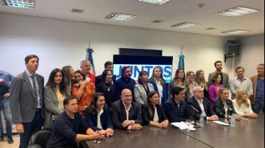 Para Juntos, desdoblar las elecciones es una "manipulación"