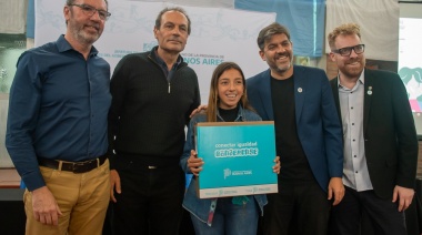 Carlos Casares adhirió al programa Puentes