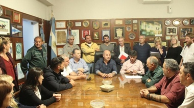 Secco desafía a Vidal con el Bono para los empleados municipales