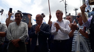 Cagliardi mostró "el orgullo" de acompañar a los trabajadores de Astillero