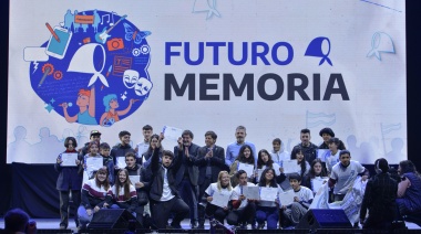 Kicillof presenció una nueva edición del programa “Futuro Memoria”