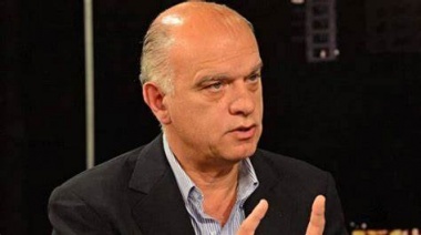 Grindetti contra Milei y Massa: “No se puede elegir entre dos modelos irreales”