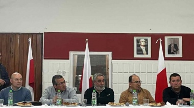 Neutrales ante el balotaje, intendentes de la UCR hicieron foco en sus distritos