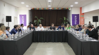 Kicillof reunió a los intendentes de la Quinta para asegurar el triunfo de Massa
