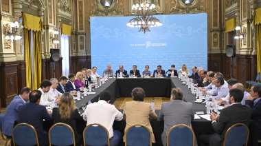 Con IOMA como punto caliente, los intendentes radicales pasaron por Gobernación