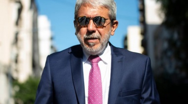 Anibal Fernández respaldó a Larroque y le apuntó a La Cámpora