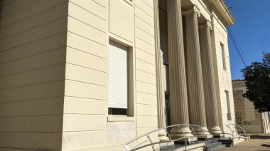 Recoulat otorgó un nuevo anticipo del aumento a los trabajadores municipales