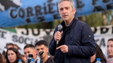 Larroque le dio un respiro a la interna y llamó a “cuidar a Cristina, bancar a Axel y reconstruir el proyecto nacional”