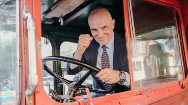 Espert avanza contra Kicillof y Kreplak por la entrega de ambulancias
