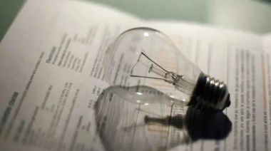Kicillof combate el tarifazo de energía eléctrica con una bonificación social