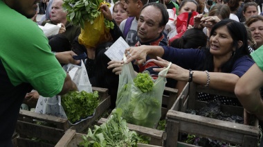 El frío extremo empuja la inflación por los precios de frutas y verduras