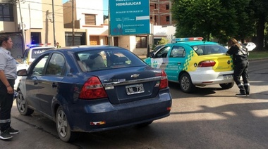 Efecto UBER: En La Plata secuestraron 12 remises ilegales