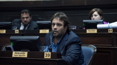 Debandi cruzó a Valenzuela por el desdoblamiento