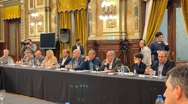 Anticipándose al Presupuesto, los intendentes radicales quieren certezas por el CUD