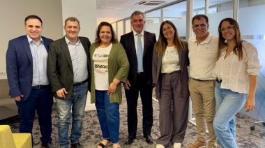 Pareja asegura que “gobernarán los Concejos Deliberantes” en 2025