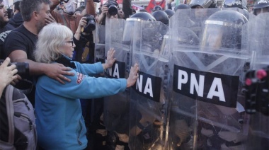 Represión en el Congreso: Gremios bonaerenses insisten con la "inmediata" renuncia de Bullrich