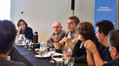 Massa a los propios: “La división es la garantía del éxito de Milei”