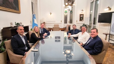 Karina Milei se acerca a Ritondo y Santilli para forzar un acuerdo sin Macri