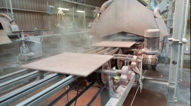 Una fábrica de cerámicas al borde del cierre