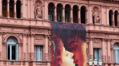 El Gobierno celebra San Valentín con Romeo y Julieta