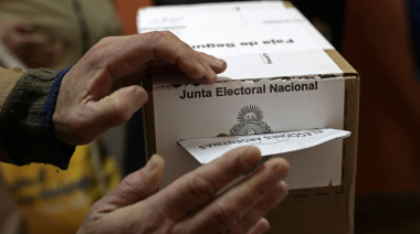Con demoras, comenzaron los comicios en toda la Provincia