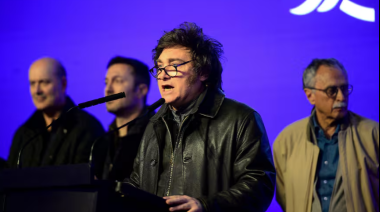 Derrota en PBA: Milei promete "autocrítica" pero ratifica el rumbo económico y apunta a octubre