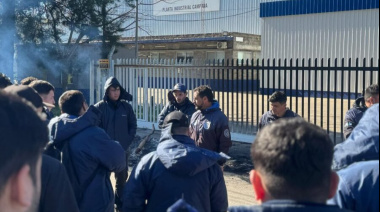 Cierre de una fábrica de motos en Campana: denuncian despidos masivos y el “silencio” del intendente Abella
