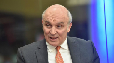 El “puente aéreo” que complica a Espert: el jet en el que viajó, fotografiado en Guatemala en pleno escándalo narco