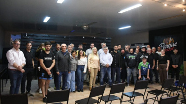 Britos consolida su apoyo a los clubes y les suma una diplomatura de la UBA