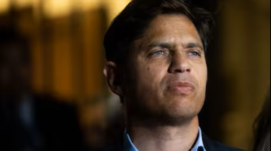 “Hay que despertarlo”: Kicillof fulminó a Milei tras su show en plena crisis
