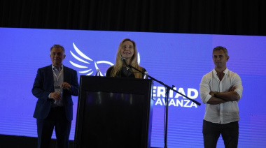 ¿Se destiñe el violeta provincial? Ni Karina ni Menem lograron salvar el congreso de Pareja en La Feliz