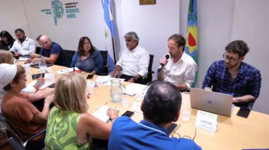 Docentes exigen reabrir la paritaria y se intensifica la presión gremial sobre la Provincia