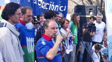 Díaz contundente contra Vidal: "Quiere achicar nuestro salario"
