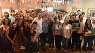 Con Garro a la cabeza, Cambiemos volvió al timbreo en La Plata