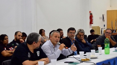 En unidad, el Frente Gremial prepara un gran congreso de trabajadores
